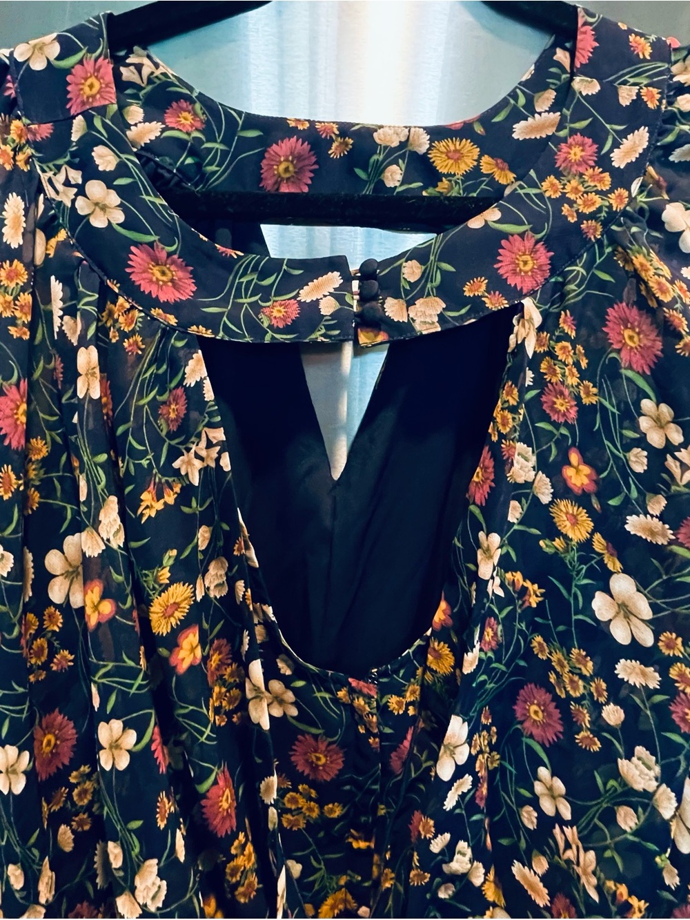 Modcloth Black Floral Keyhole Blouse with Pink and Yellow Blooms. Sleeveless - Picture 8 of 13